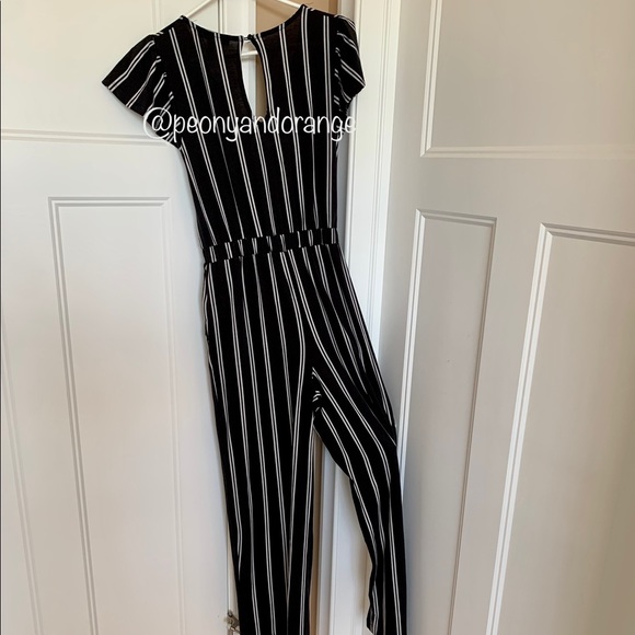 Derek Heart Jumpsuit.  So soft, comfy & stylish. Size M - Picture 5 of 6